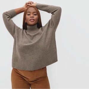 EUC Everlane Cashmere “Square Turtleneck”